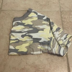 Camo crop top